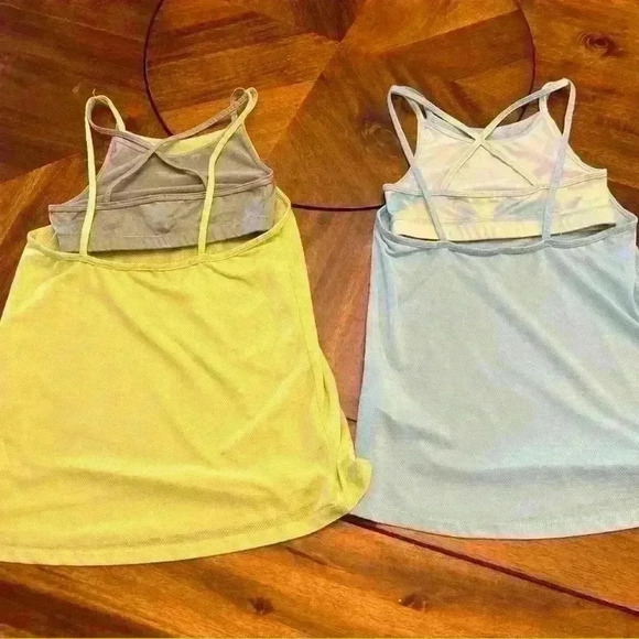 Youth girls active wear tank tops with built in sports bra lot of two size small - Picture 3 of 3